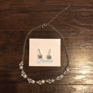 NEW IN BOX Never worn! Glam set by Premier Designs